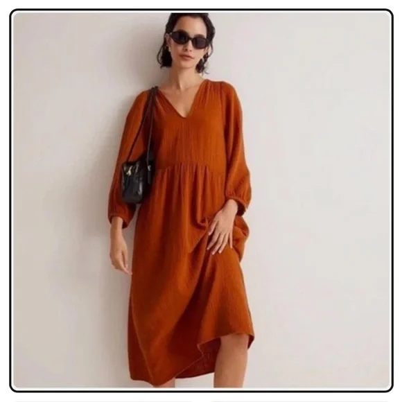 Madewell Lightspun V-Neck Tiered Midi Dres - Picture 2 of 6